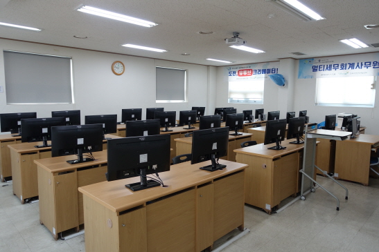 1관&nbsp;정보화실&nbsp;501호