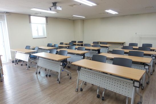 2관&nbsp;요양보호사&nbsp;강의실